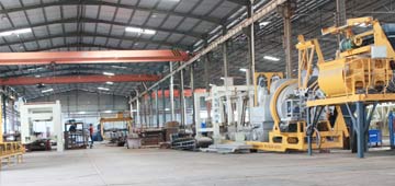 混凝土(tu)機械事(shi)業部